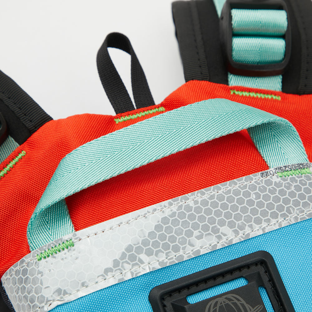 Color-Blocked Buoyancy Aid