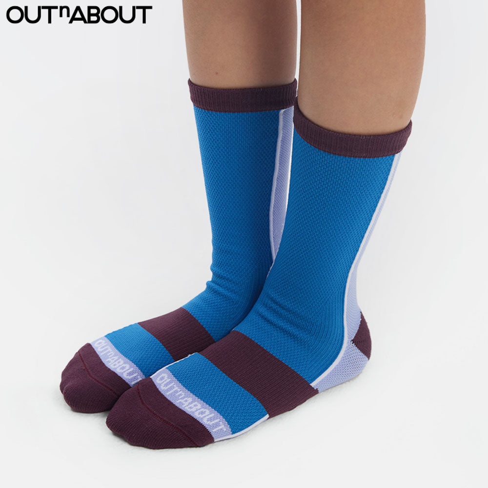 Color-Blocked Athletic Socks