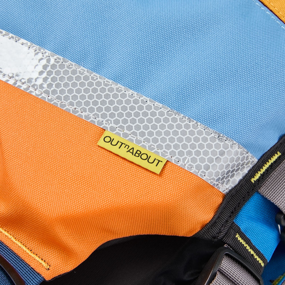Color-Blocked Buoyancy Aid