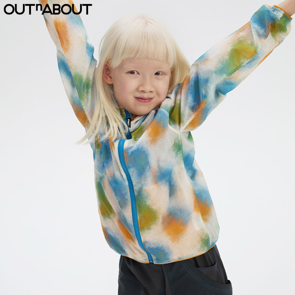 Graphic Lightweight Wind Shell