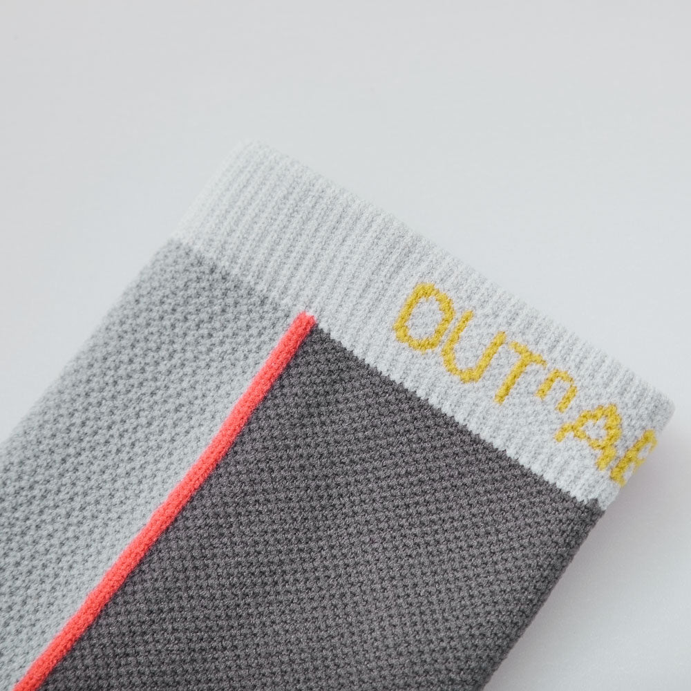 Color-Blocked Athletic Socks