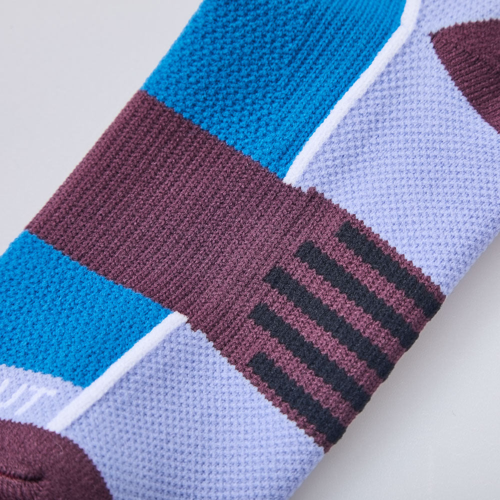 Color-Blocked Athletic Socks