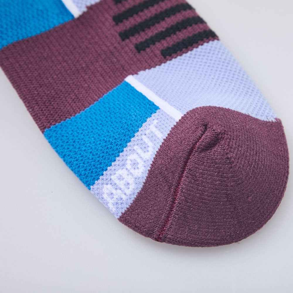Color-Blocked Athletic Socks